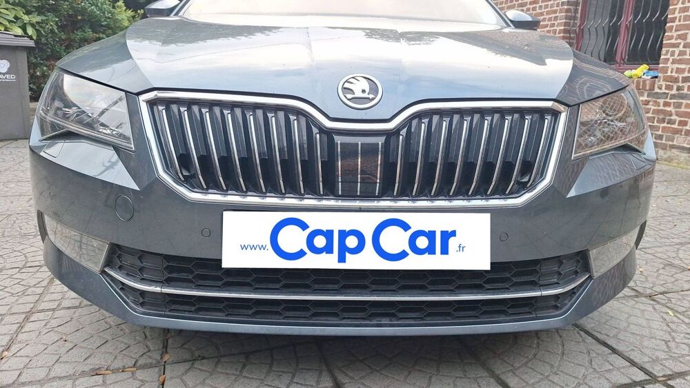 Superb 2.0 TDI 190 4x4 DSG7 Laurin & Klement - Automatique 2018 occasion 59300 Valenciennes