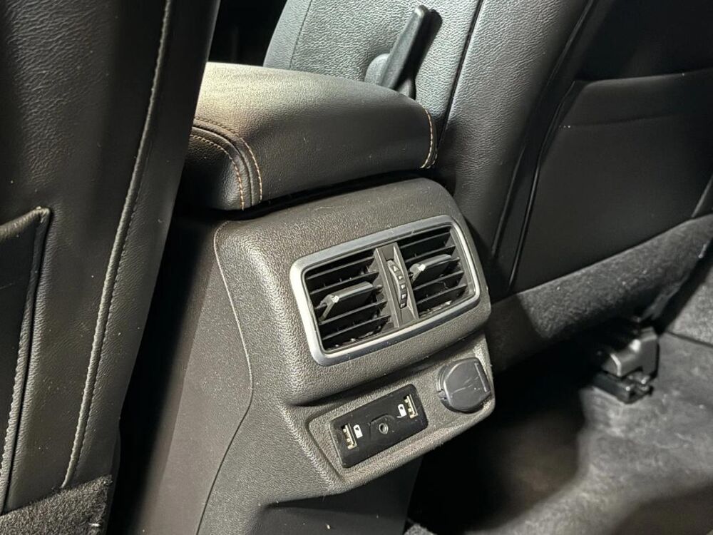 Talisman Berline 1.6 dCi 16V EDC6 161 cv Bo&icirc;te auto INTENS 2016 occasion 85190 Venansault