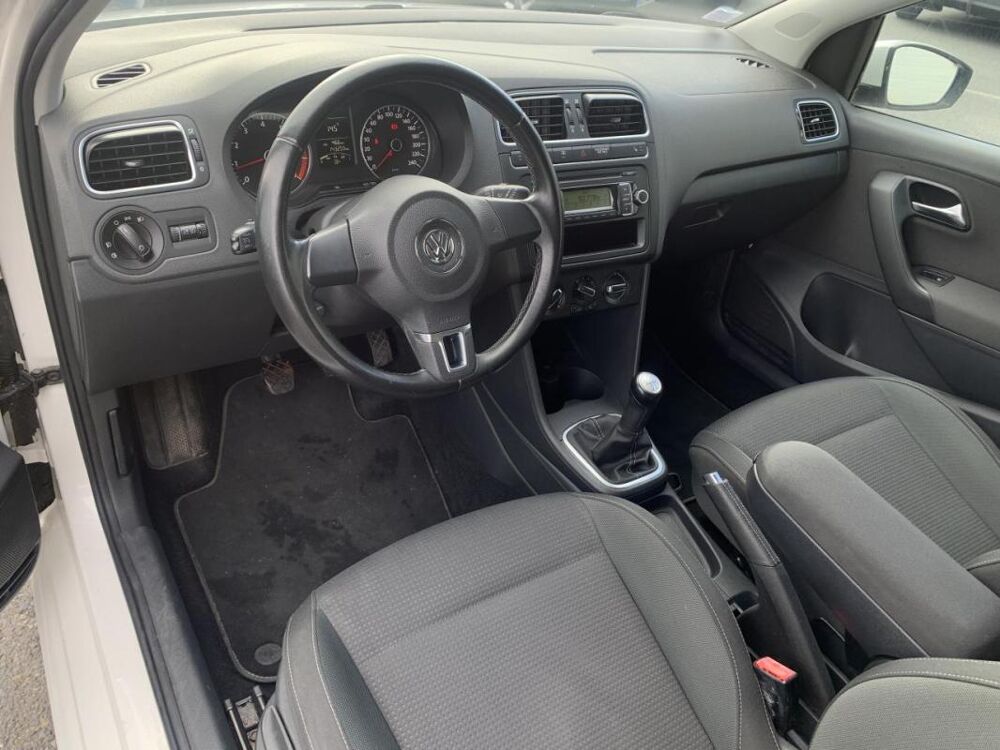 Polo 1.2i 60 CH Trendline 2011 occasion 14650 Carpiquet