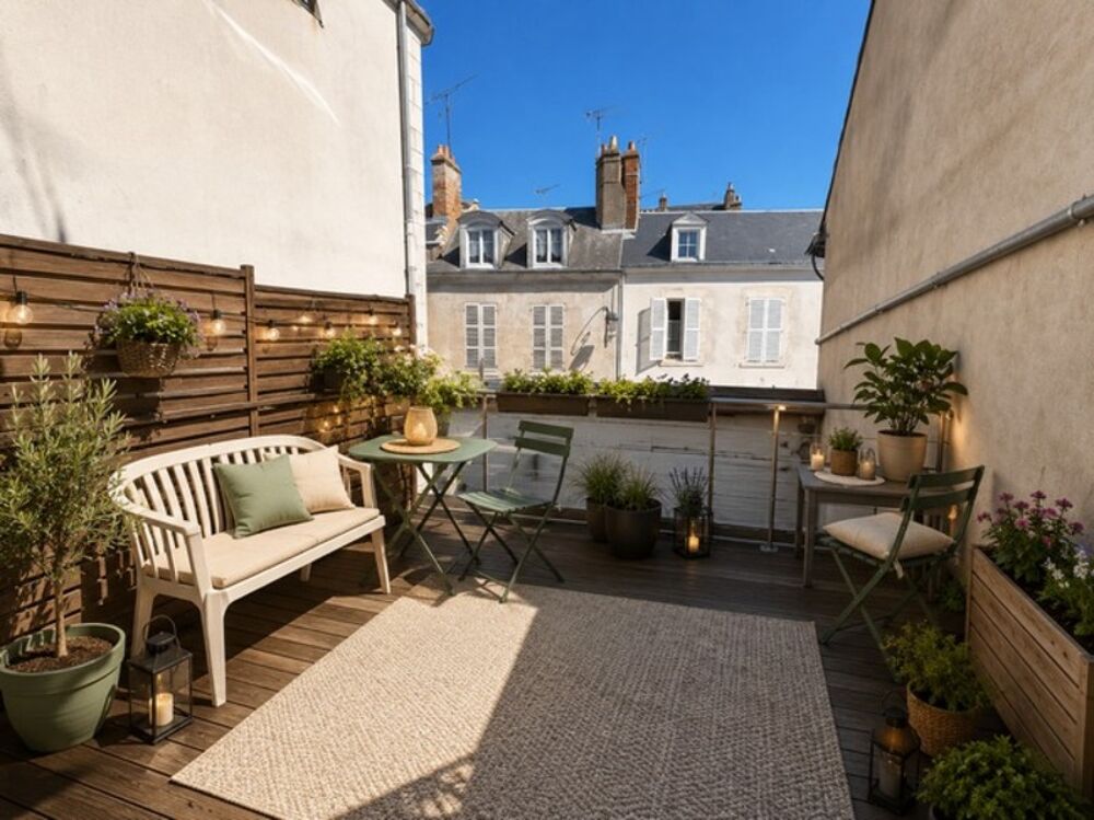 Vente Maison Maison de caractère en hypercentre avec terrasse, cour privative et nombreuses possibilités d'aménagement Orleans