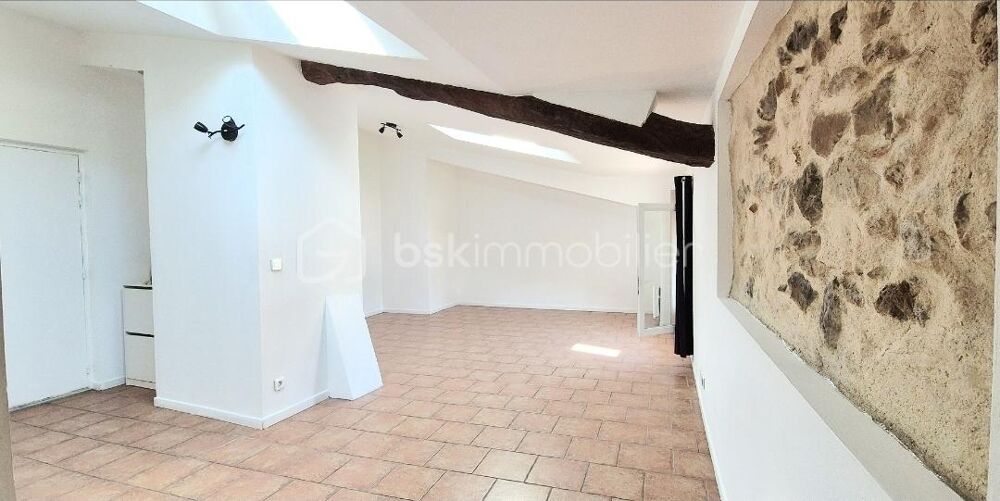 Vente Appartement GRAND T2--62m² (env 57m² carrez)--FAIBLES CHARGES--TOUT A PIED Belgentier