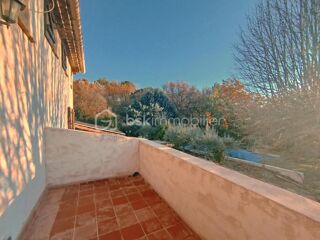  Maison � vendre 6 pi�ces 215 m�