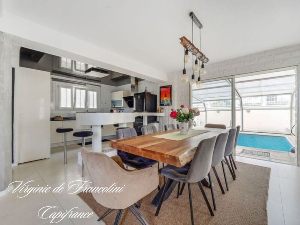Vente Maison Centre-ville-Coteaux-A vendre belle maison 250 m²-Parcelle 970 m² -6 chambres - Piscine,3 terrasses, dépendance, jardin, garage Champigny sur marne