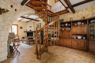  Maison à vendre 7 pièces 228 m²