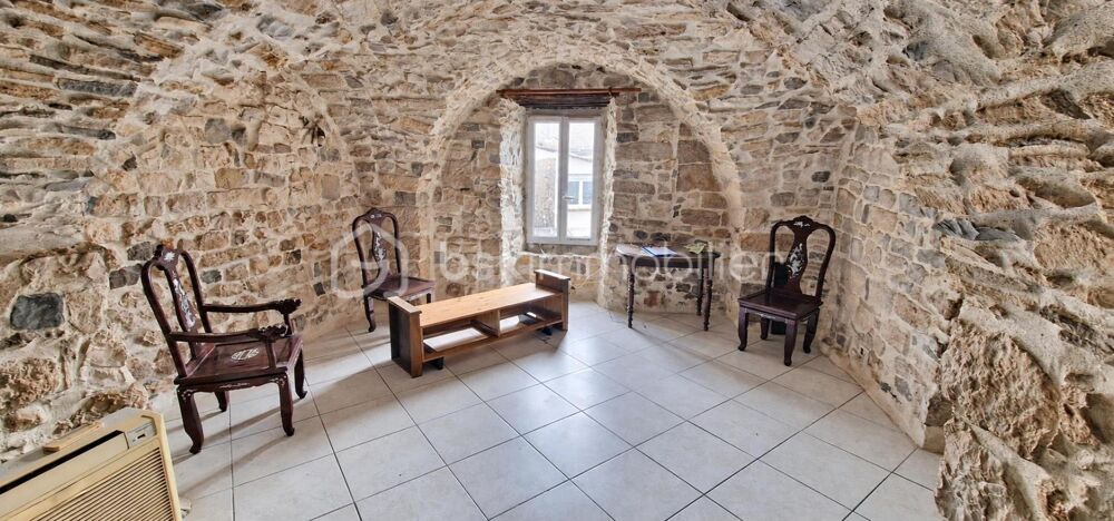 Vente Maison MAISON DE VILLAGE AVEC STUDIO INDÉPENDANT – AU CŒUR DES REMPARTS – 210 m² HABITABLES Boucoiran et nozieres