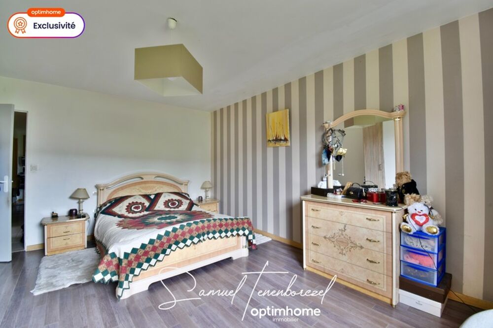 Vente Maison Maison familiale de 196 m² avec 4 chambres, double garage et grand terrain – Beuzeville (27210) Beuzeville