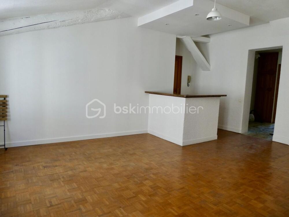 Vente Appartement Centre Ville T2 55 m² Traversant Faibles charges Bon état Saint etienne