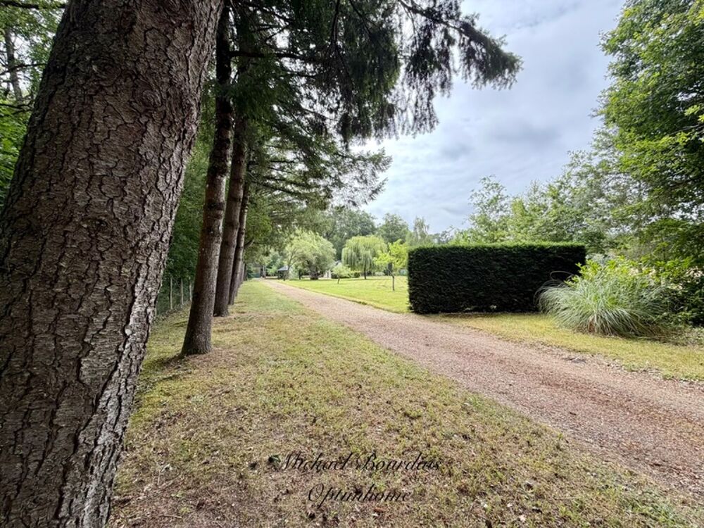Vente Maison Terrain de loisirs de 4 900 m² avec hangar et espace habitable Savigne sous le lude