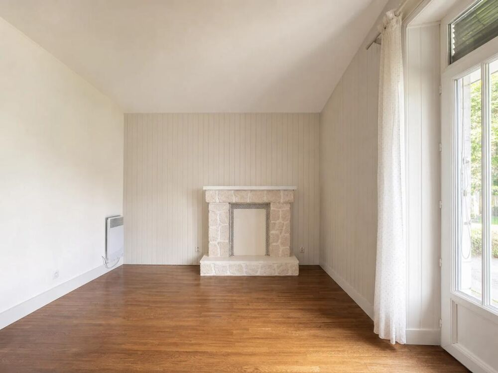 Maison de ville à rénover 3 pièces de 80 m2, Cognac