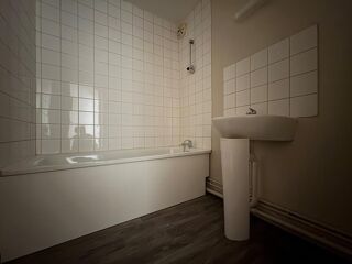  Appartement à louer 2 pièces 52 m²