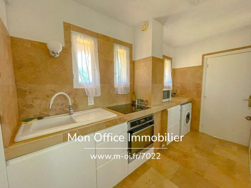 Vente Appartement Référence : 7022-LES - STUDIO AVEC PARKING FACE AUX PLAGES À SAINT TROPEZ Saint tropez