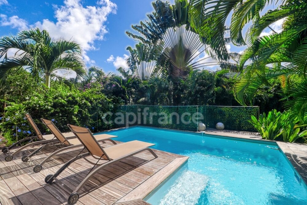Vente Maison LES TROIS ILETS (972) Maison d'exception P5 – SOUS OFFRE ACHAT Plage à 500m à pied– Piscine et Confort Les Trois-Îlets, A vendre Les trois ilets