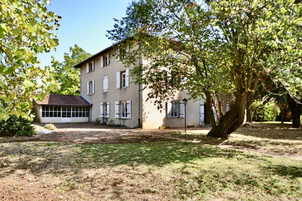 à vendre  Propriété/château Sathonay-Village (69580)