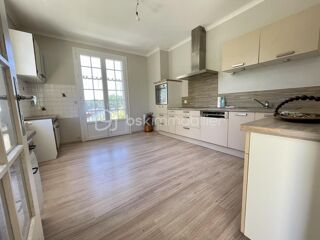  Maison à vendre 11 pièces 209 m²