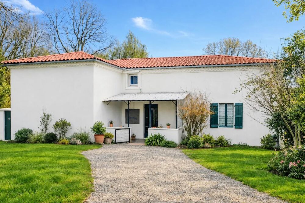 Vente Maison Maison 6 pièces et dépendances à Lacour Lacour