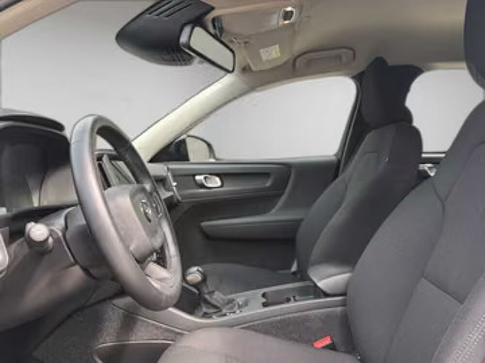 XC40 T2 Momentum Core 2022 occasion 33000 Bordeaux