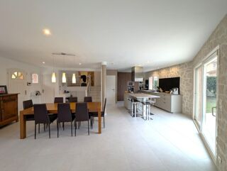  Villa � vendre 5 pi�ces 160 m�