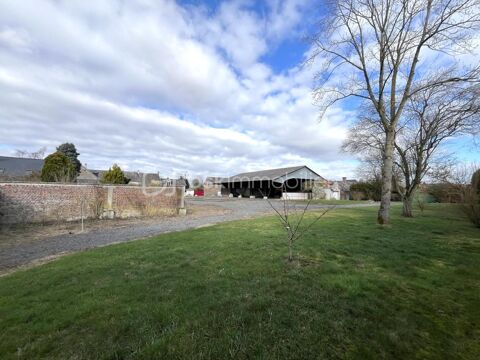   CORPS DE FERME AVEC HANGARS  ET PATURE Maison - 8 pièce(s) - 222 m²