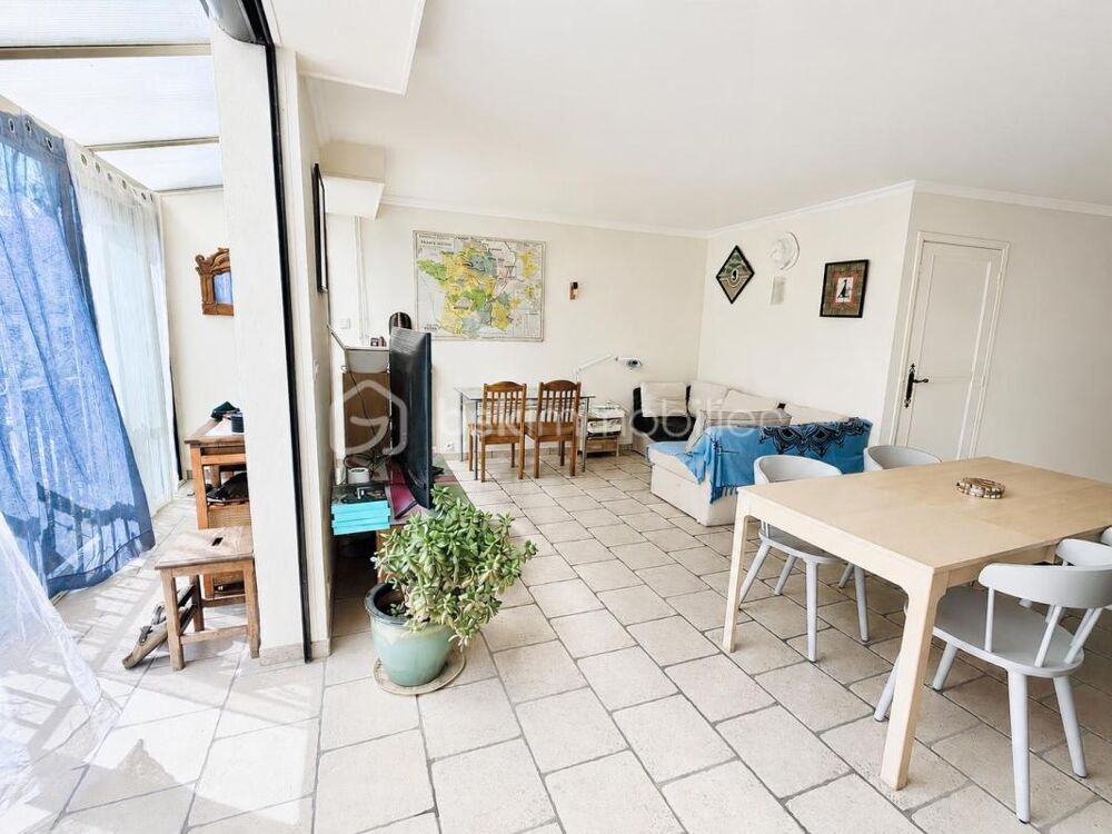 MEAUX CENTRE  Maison familiale 4 chambres avec jardin et garage à 15 min de la gare
