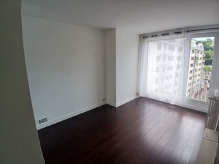  Appartement à louer 4 pièces 93 m²