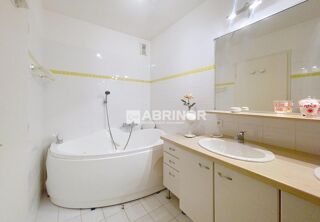  Appartement � vendre 4 pi�ces 127 m�