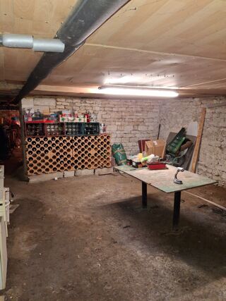  Immeuble à vendre 8 pièces 198 m²