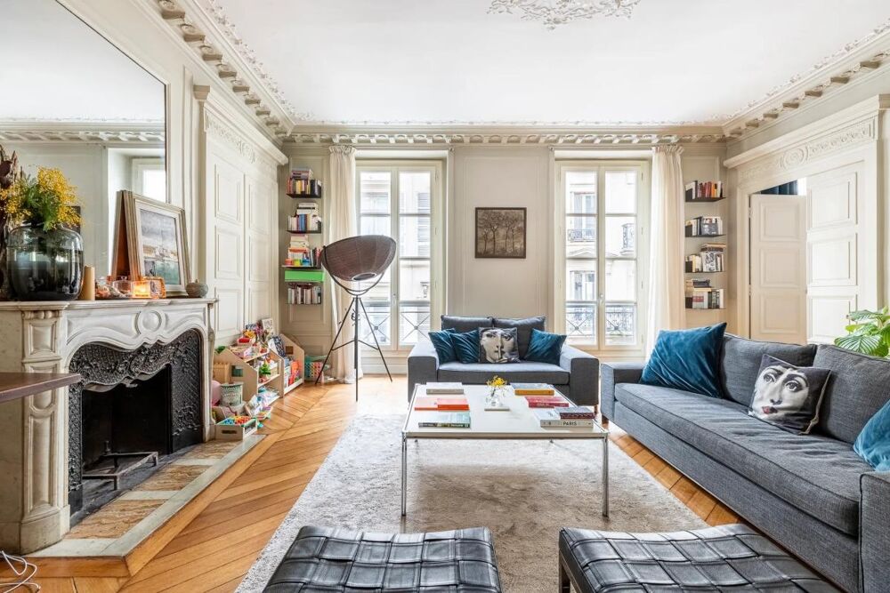 Appartement 4 pièces 103 m² · à Paris 10 · 103 m² · 1 555 000 €