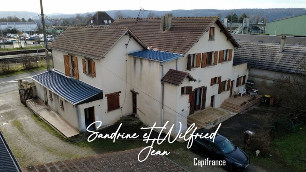 Vente Maison La Val d'Hazey - Propriété avec revenus locatifs – Maison 250 m² + 2 logements loués - 4 garages – Gare à pied Aubevoye