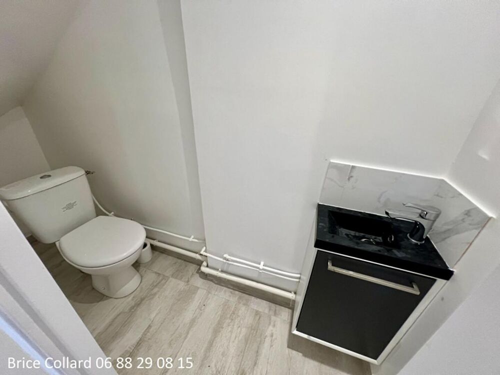 60180 NOGENT SUR OISE Maison de ville 1 chambre et bureau, intégralement rénovée