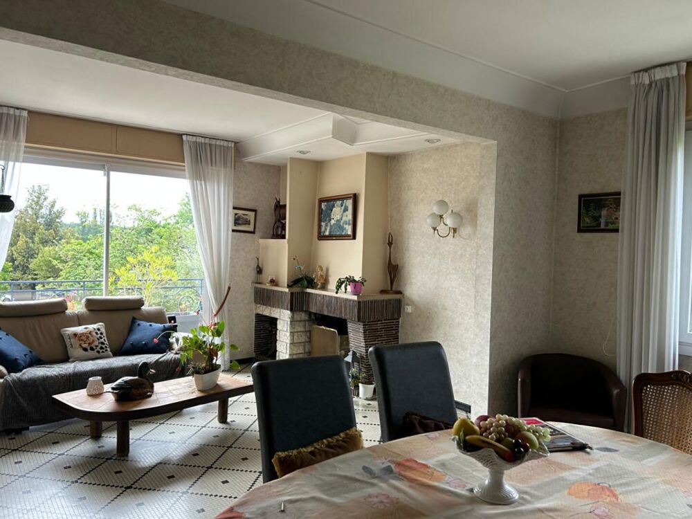 33 Villenave d' Ornon 5 chambres sur une parcelle de 1 437 m2