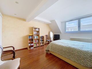  Villa � vendre 7 pi�ces 240 m�