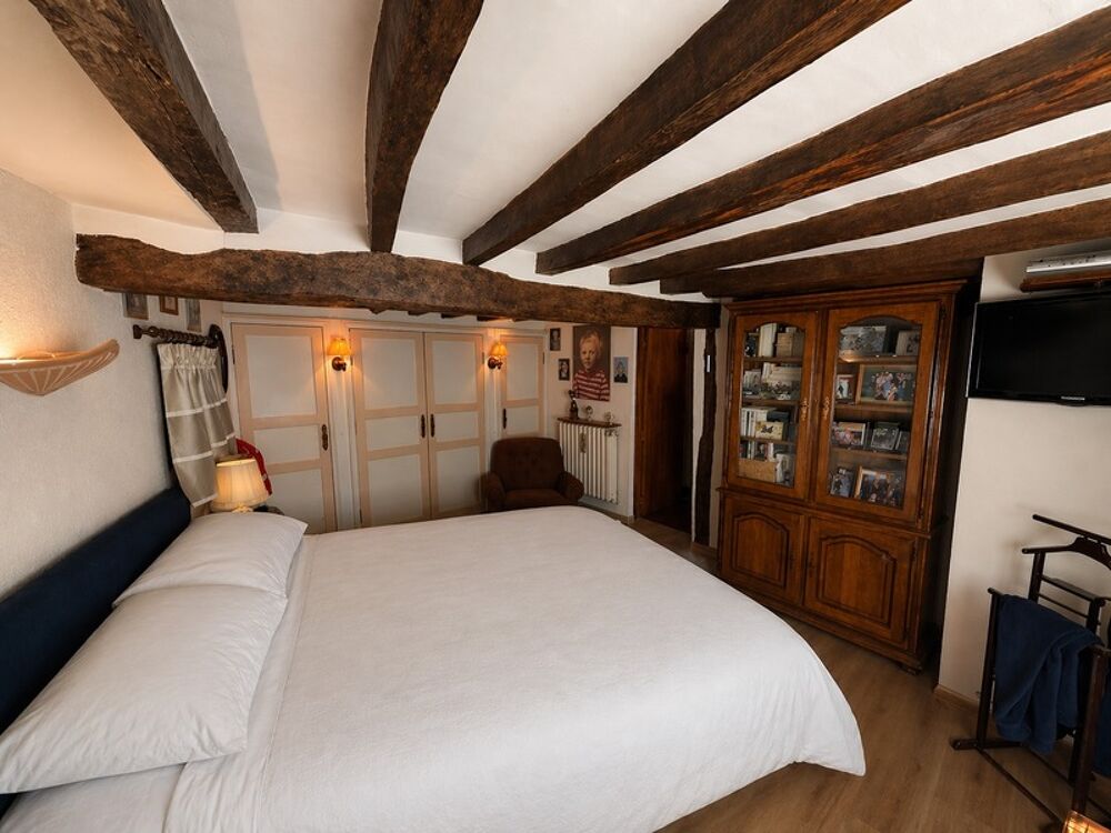 Maison authentique 3 chambres  Centre-ville  Proche Nonancourt