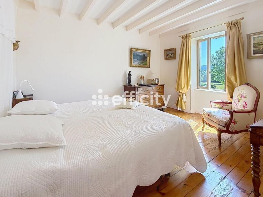 à vendre  Propriété/château Courpière (63120)