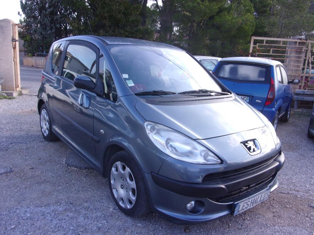 1007 1,6 16v TRONIC DOLCE BOITE AUTO 2005 occasion 13510 &Eacute;guilles