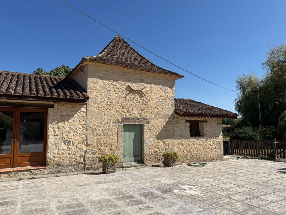 Vente Maison Corps de ferme de caractère avec seconde habitation sur plus de 24 hectares Segalas