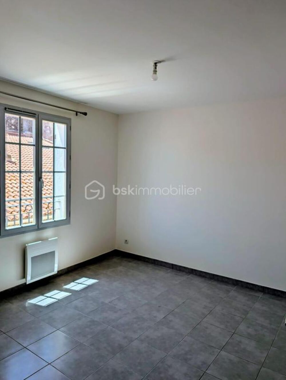 Location Appartement LA VALETTE CENTRE - BEAU T2 46 m² + PARKING PRIVE La valette du var