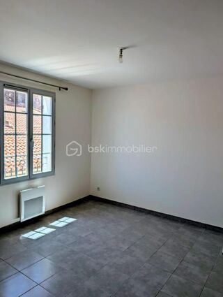  Appartement à louer 2 pièces 46 m²