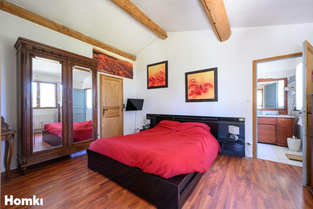 � vendre  Maison P�lissanne (13330)