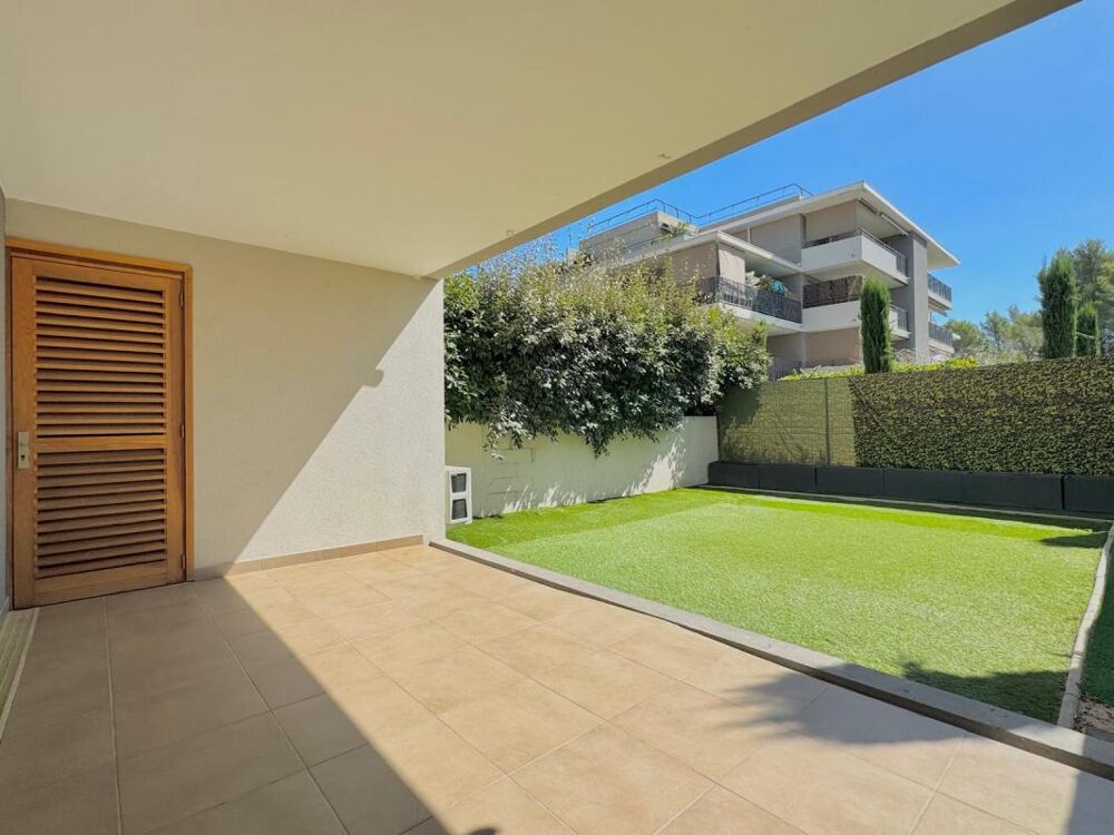 Appartement 3 pièces 68m2 avec garage et place de parking