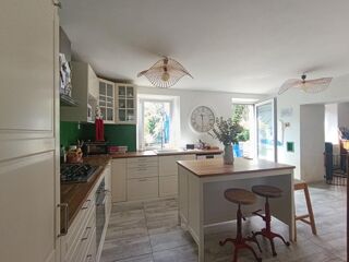  Maison � vendre 10 pi�ces 216 m�