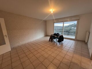  Appartement � louer 4 pi�ces 82 m�