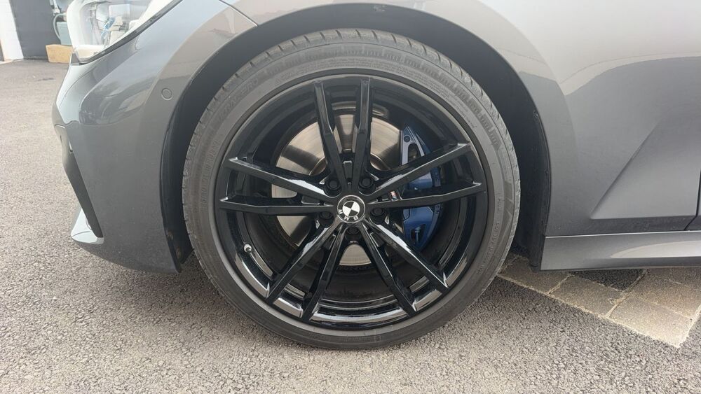 S&eacute;rie 3 330d 265 xDrive BVA M Sport - Automatique Toit ouvrant 2020 occasion 18340 Saint Germain Des Bois