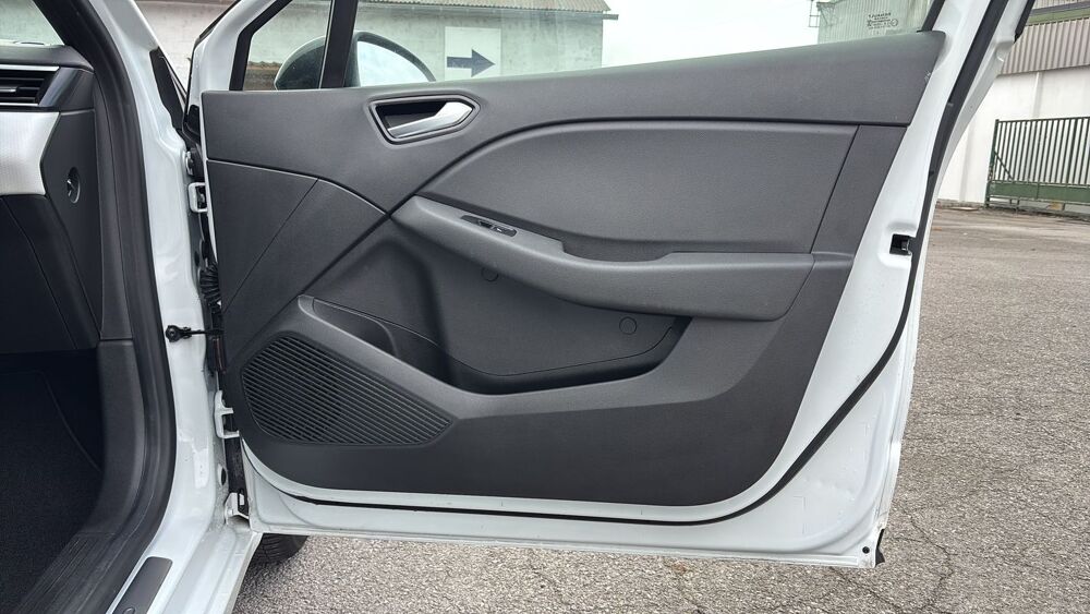 Clio 1.0 TCe 100 Limited 2021 occasion 02500 Neuve Maison