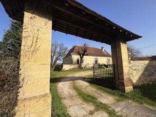  Propriété/château à vendre 12 pièces 300 m²