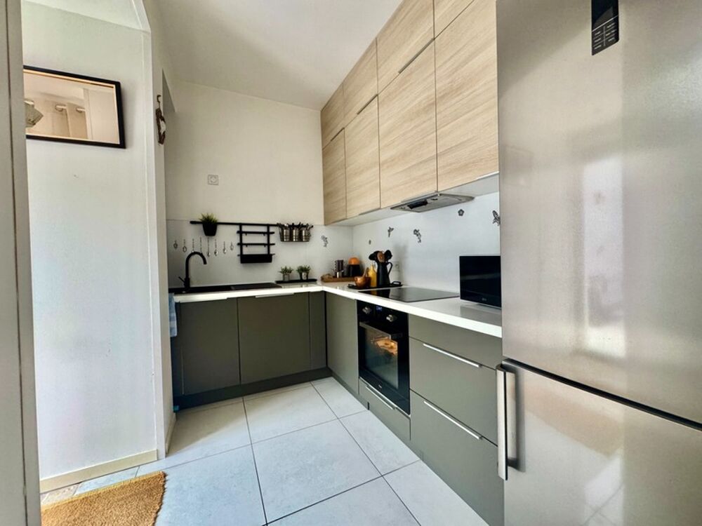 Vente Maison ROANNE – MAISON TYPE LOFT 95 m2 RÉNOVÉE AVEC GARAGE ET COUR PRIVATIVE Roanne