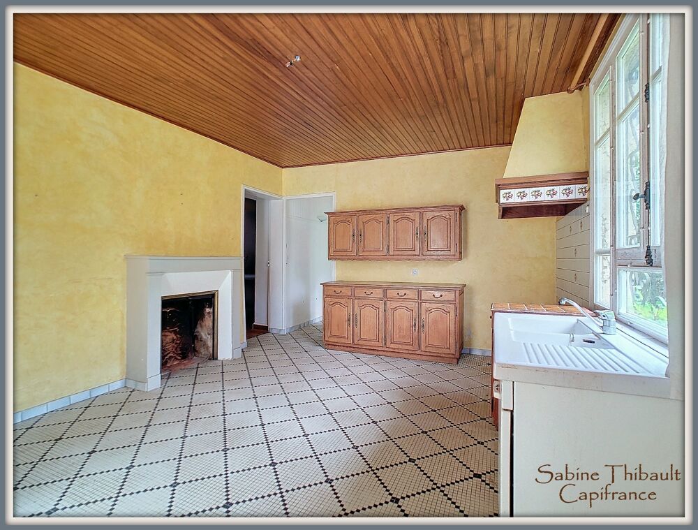 Dpt Indre et Loire (37), à vendre MARCILLY-SUR-MAULNE, maison 7 pièces 173 m2 - Terrain clos
