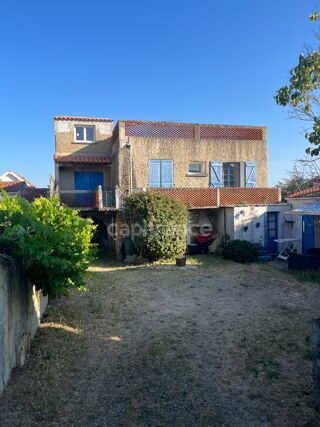  Propriété/château à vendre 9 pièces 280 m²