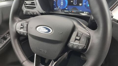 Kuga 2.5 Duratec 190 Hybrid CVT Titanium - Garantie constructeur 2022 occasion 16710 Saint Yrieix Sur Charente