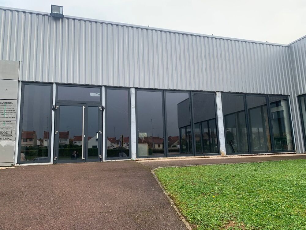   A LOUER - 255m² - MARSANNAY LA COTE 