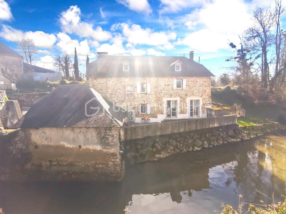 GROS POTENTIEL ! Authentique maison béarnaise du XVIIe siècle - 5 chambres 185m2